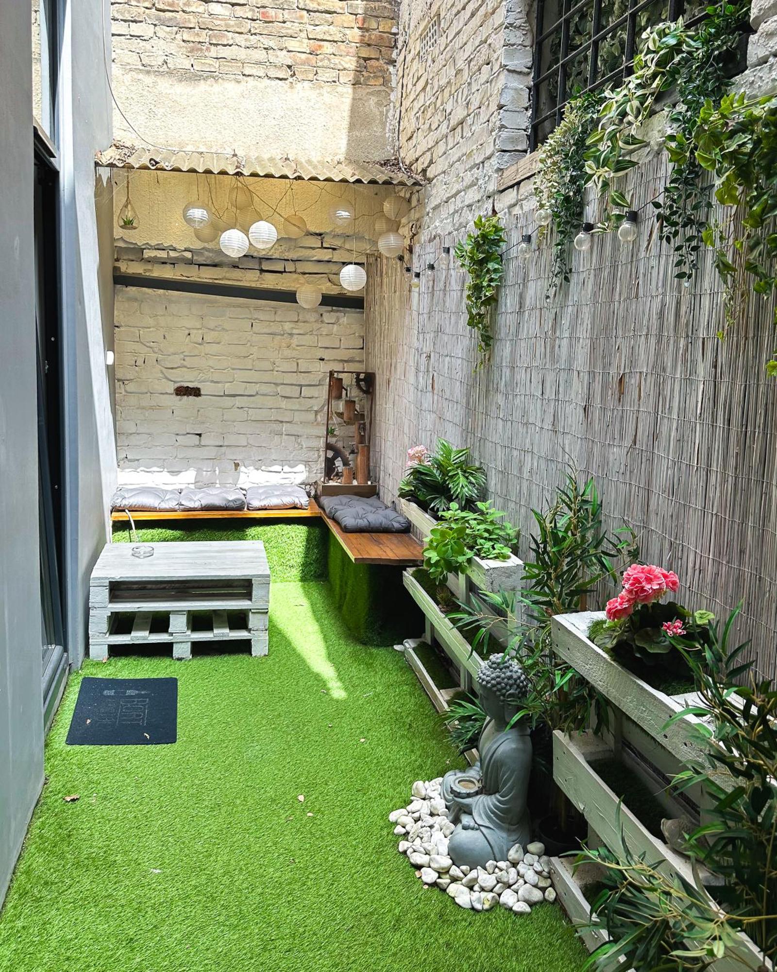 Urban Studio With Private Garden Near Andrassy Budapest Kültér fotó